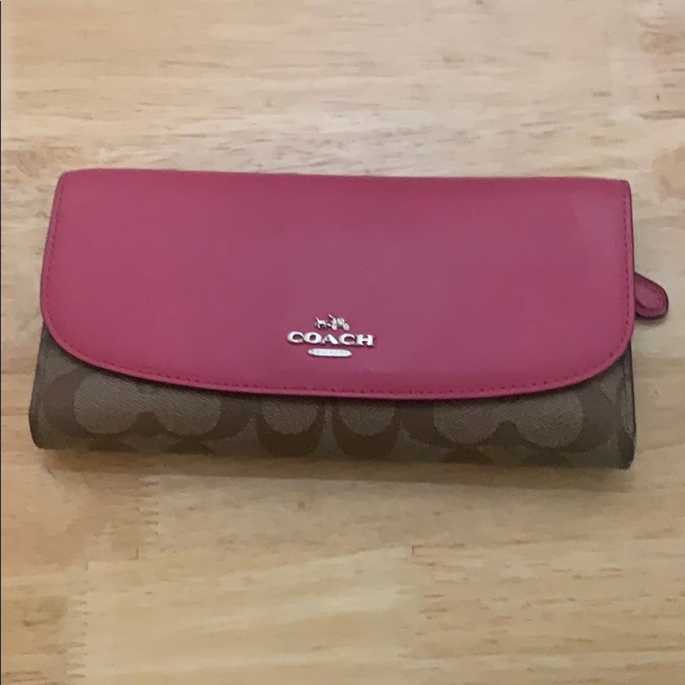 NWT Coach CHECKBOOK WALLET IN SIGNATURE